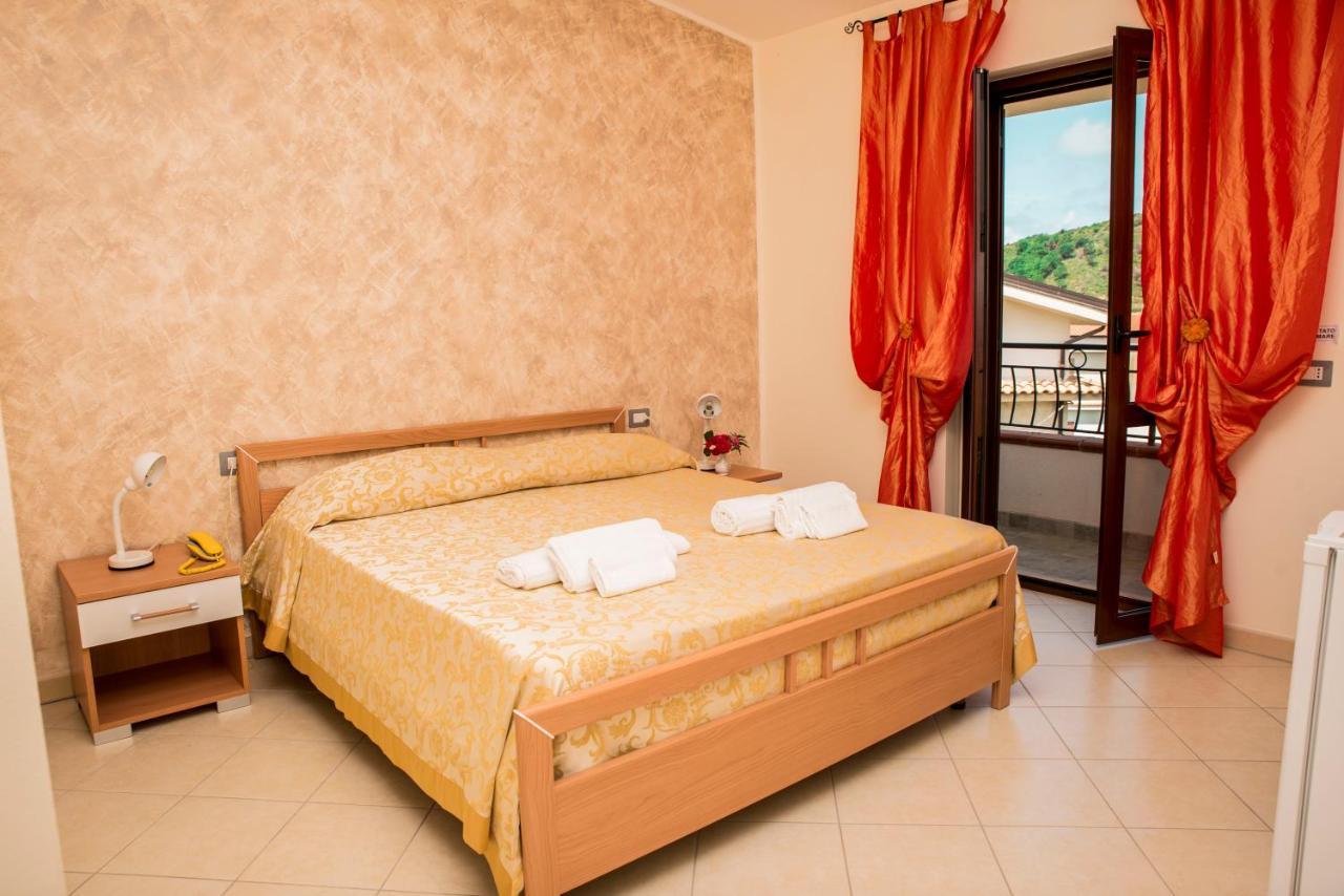 Cilentiamoci Palinuro Hotel Luaran gambar
